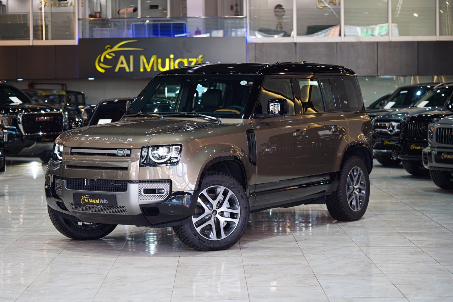 LAND ROVER DEFENDER 2023